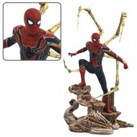 Avengers Infinity War Iron Spider Diamond Select Diorama